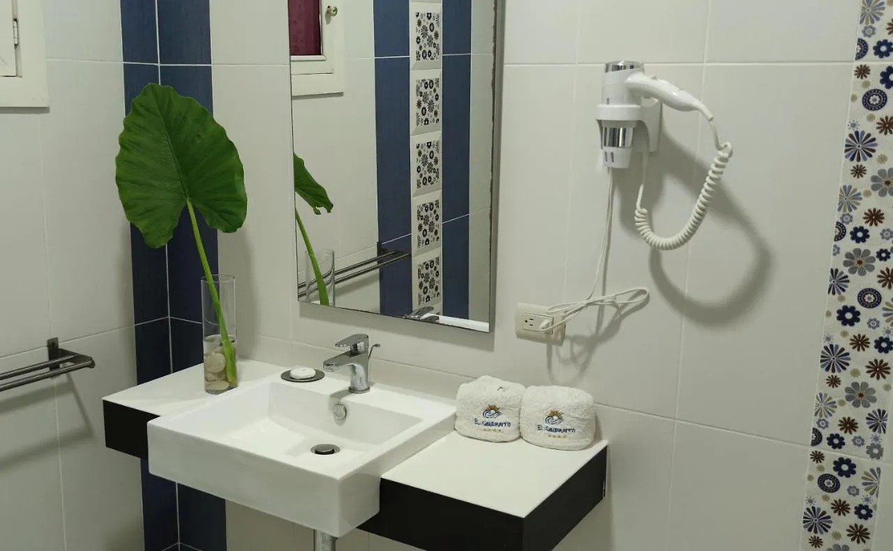 Hotel El Quemaito - Luxury Oceanfront Retreat Barahona