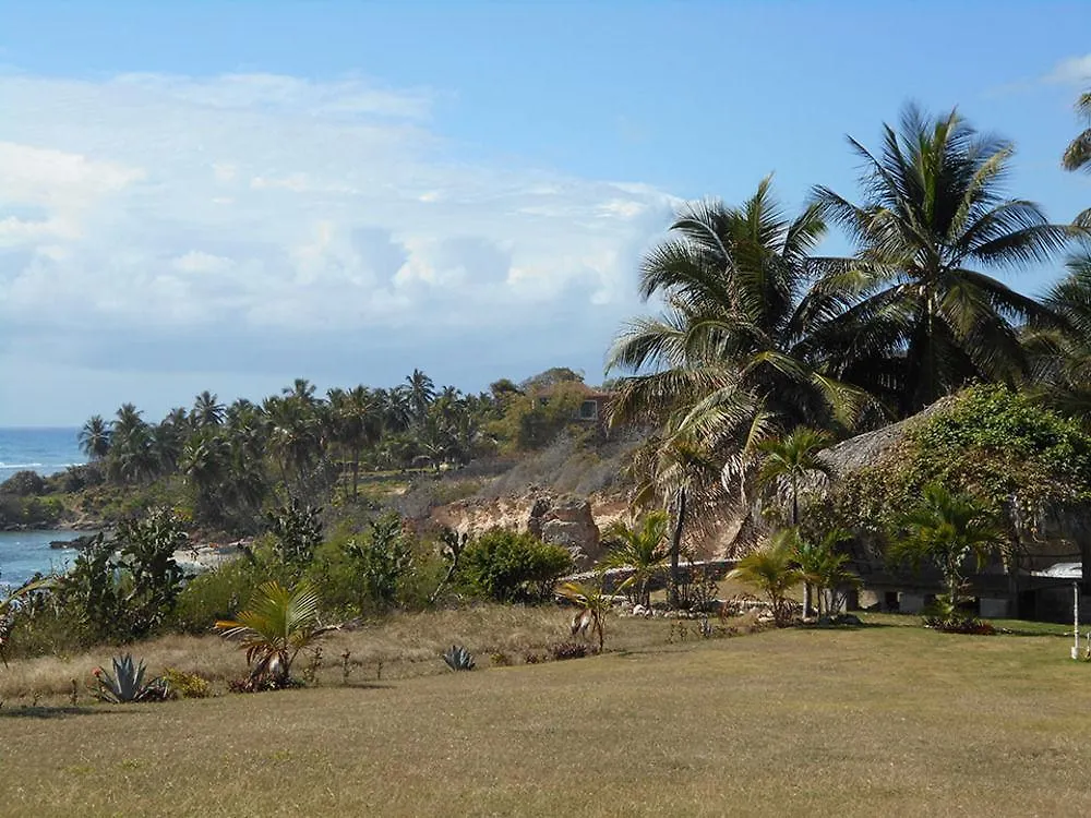 Hotel El Quemaito - Luxury Oceanfront Retreat Barahona