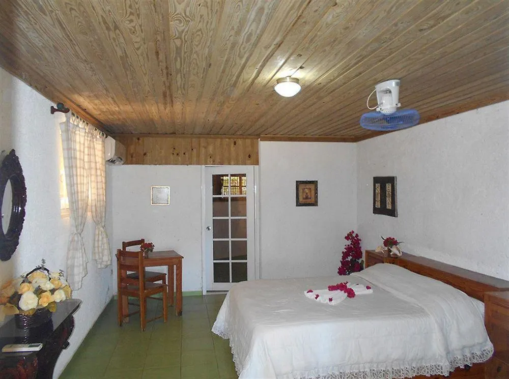 Hotel El Quemaito Santa Cruz de Barahona